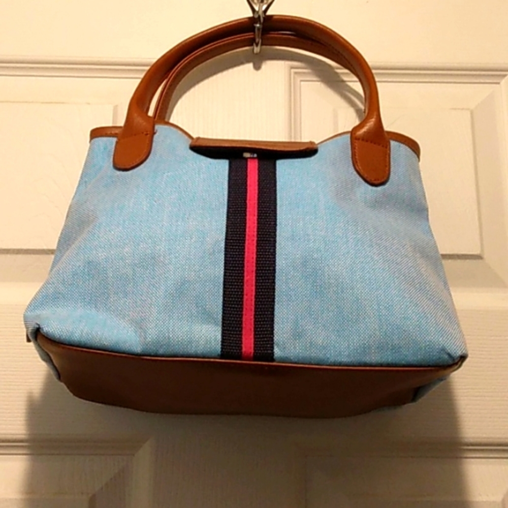Ladies blue and red Nautica Tote, Sz Small